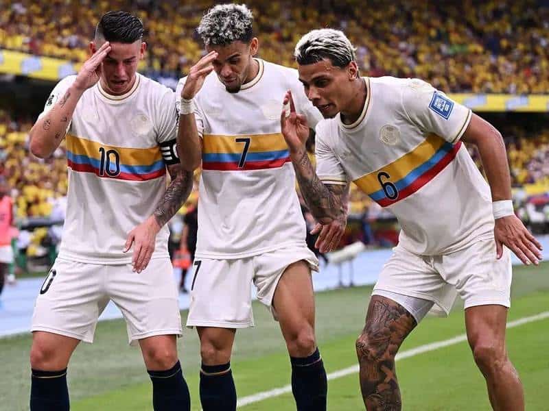 Colombia llegó a 19 puntos y se sitúa en el segundo lugar de la tabla general por debajo de Argentina, solo por diferencia de goles; Chile es último.