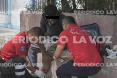 Perro tumba de moto a estudiante del COBAC