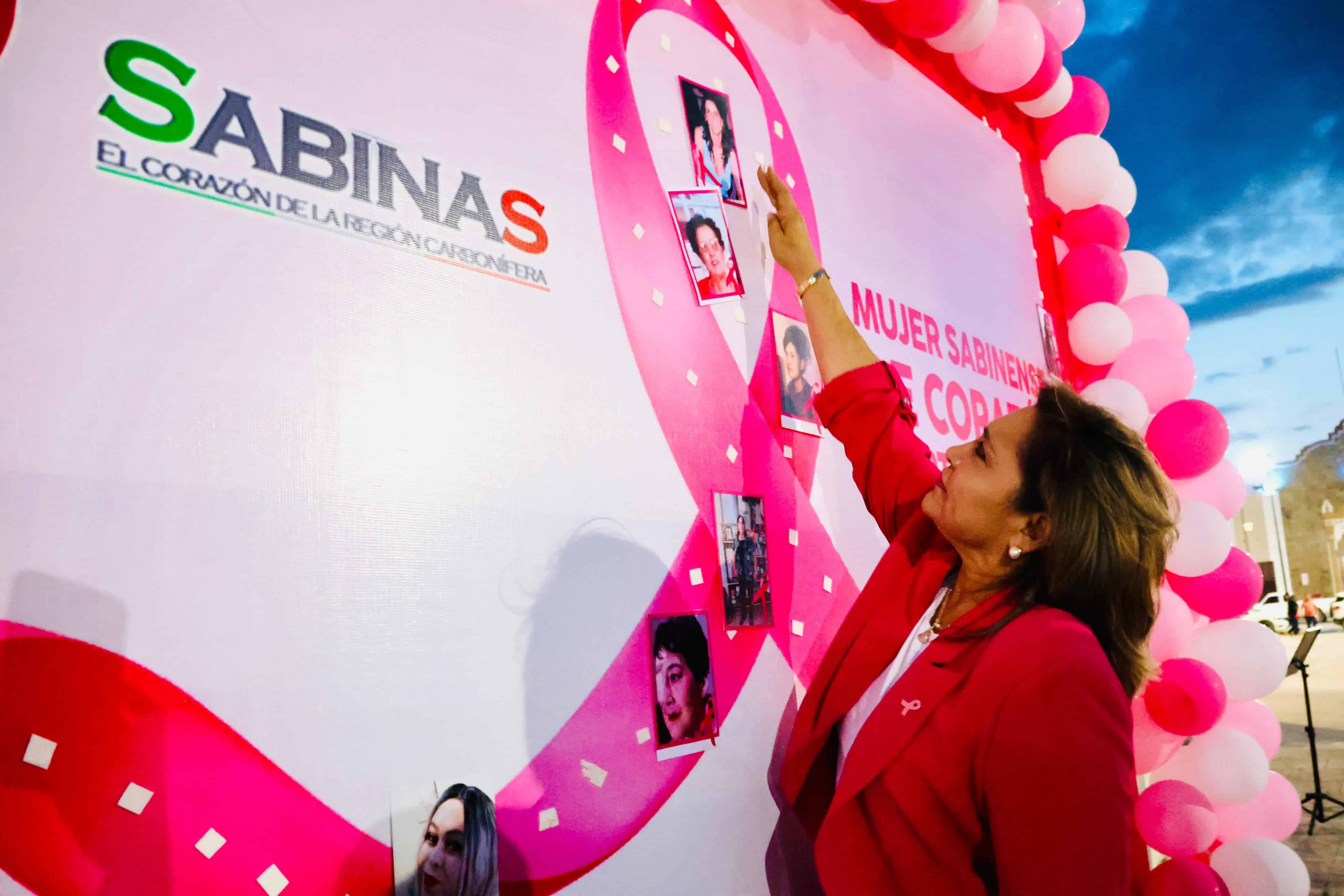 En Sabinas reconocen con Memorial a mujeres resilientes que han enfrentado al cáncer