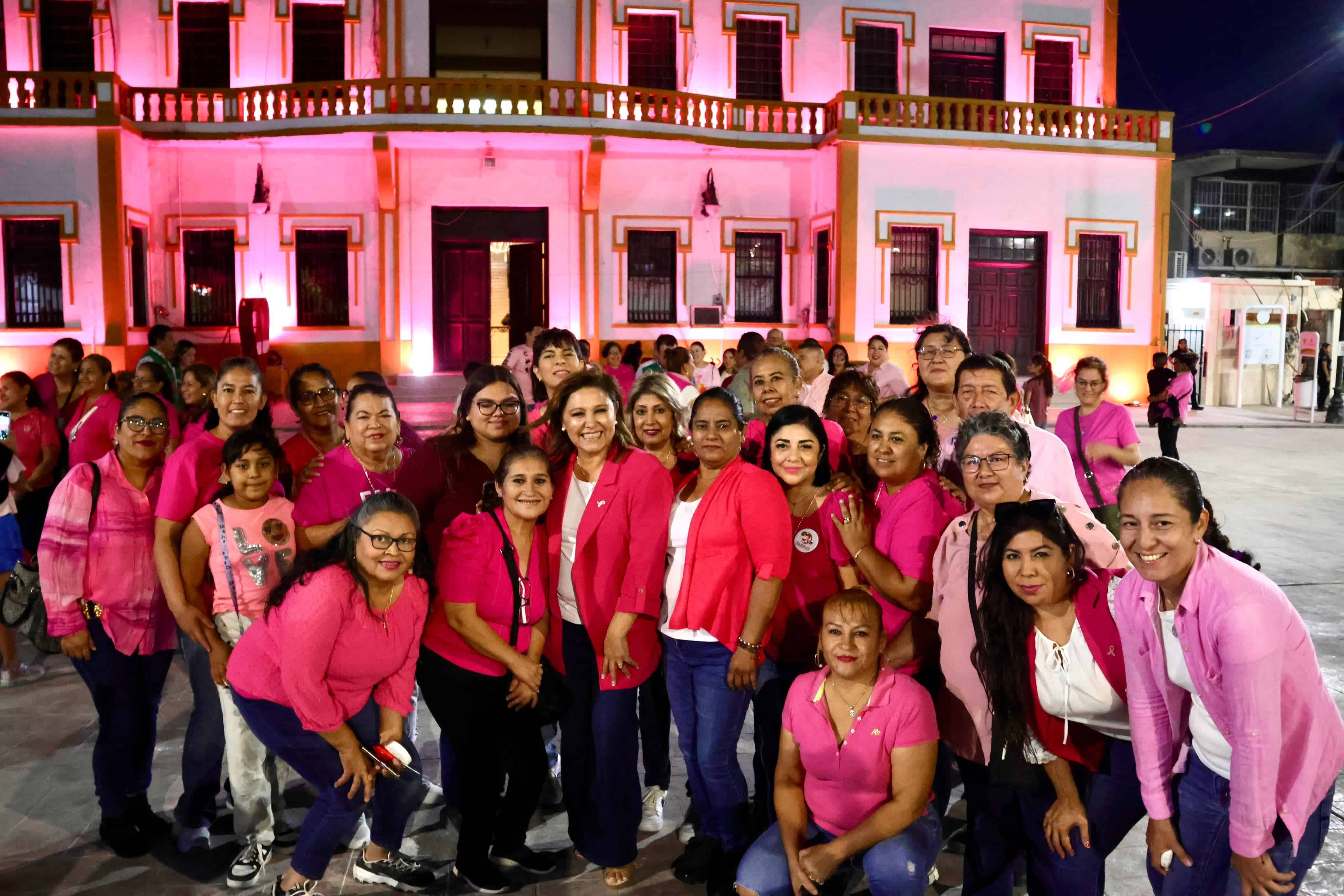 En Sabinas reconocen con Memorial a mujeres resilientes que han enfrentado al cáncer