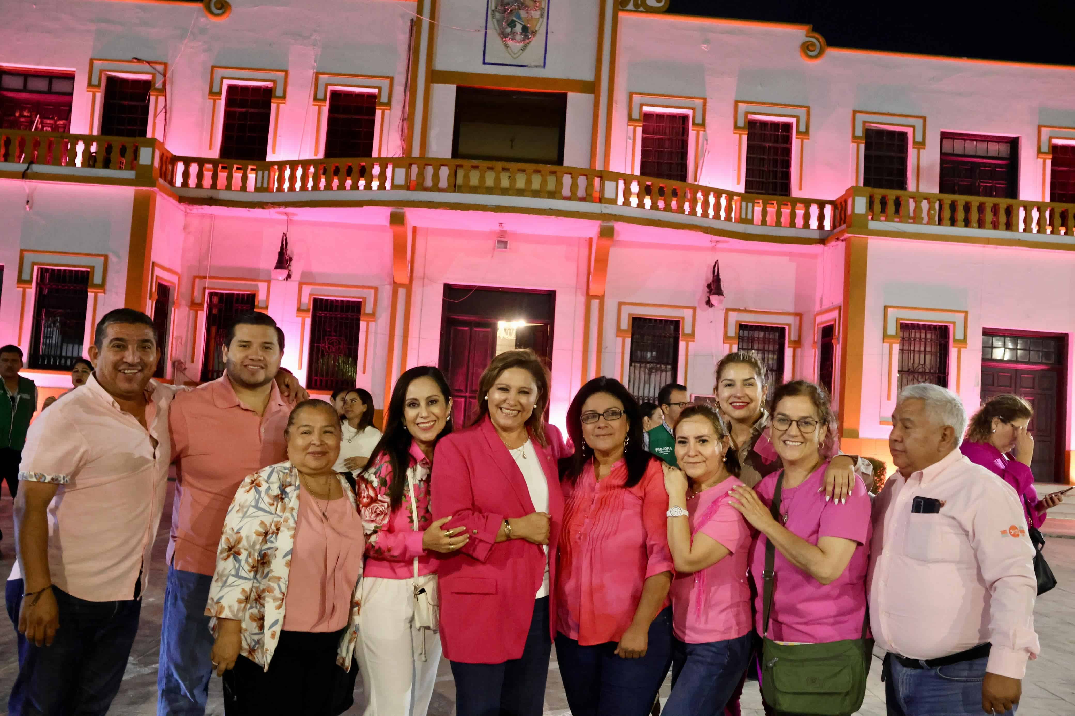 En Sabinas reconocen con Memorial a mujeres resilientes que han enfrentado al cáncer