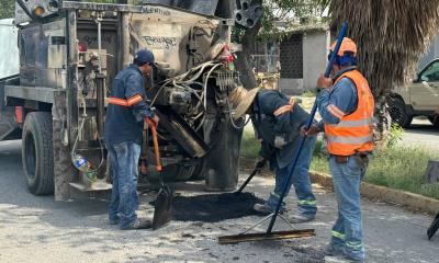 Intensifican bacheo en Frontera