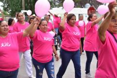 Realizan en Sombrerete caminata rosa