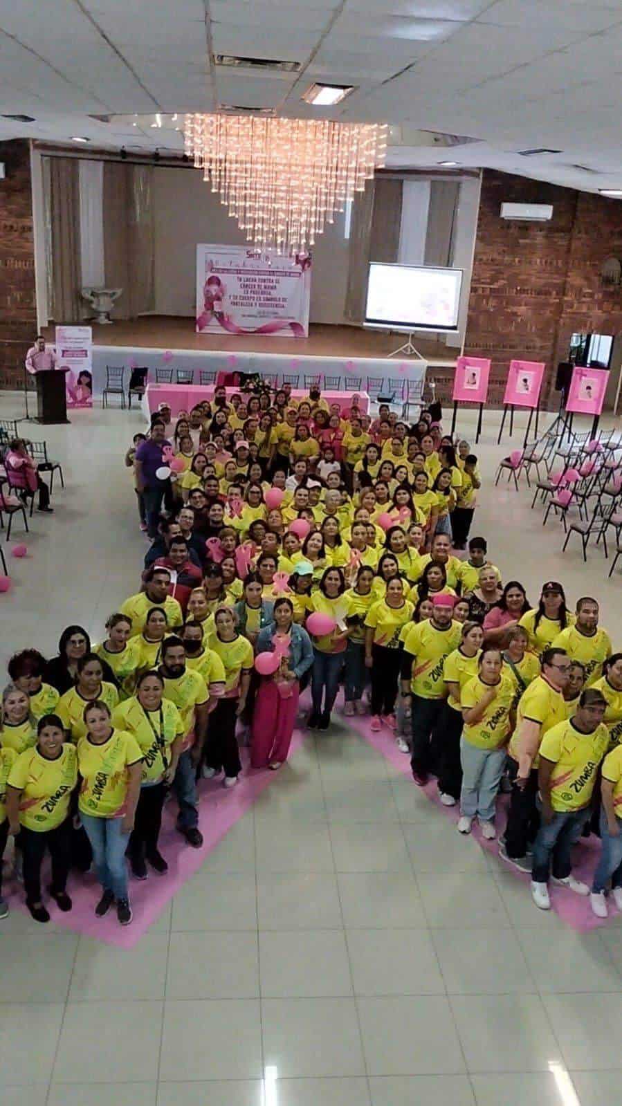 Realizan Emotivo Evento Contra el Cáncer de Mama en Ciudad Acuña