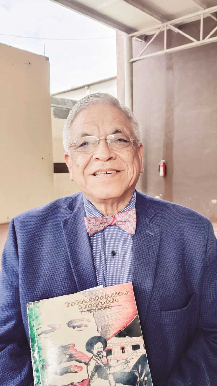 Ramiro Flores Morales autor del libro “Rendición de Pancho Villa en Sabinas, Coahuila”.