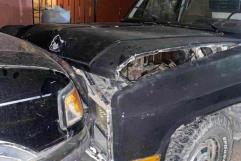 Buscan camioneta que se dio a la fuga