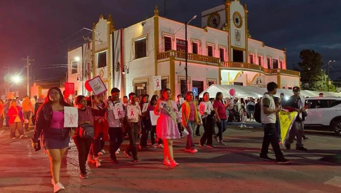 Suman 50 mujeres contra el cáncer