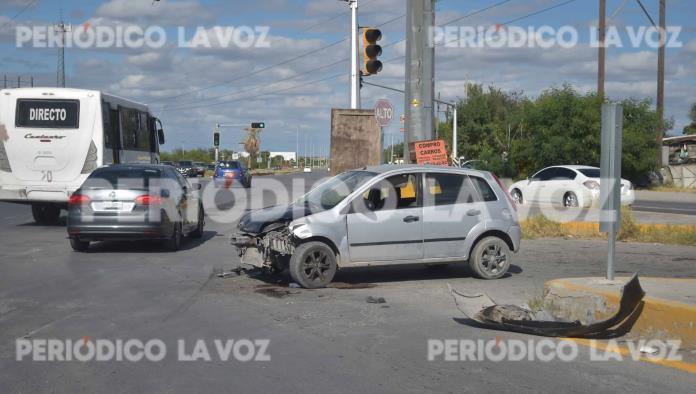 Lesiona a jovencita en choque