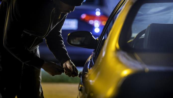 Bandas Dedicadas al Fraude Venden Autos Rentados en Nuevo León