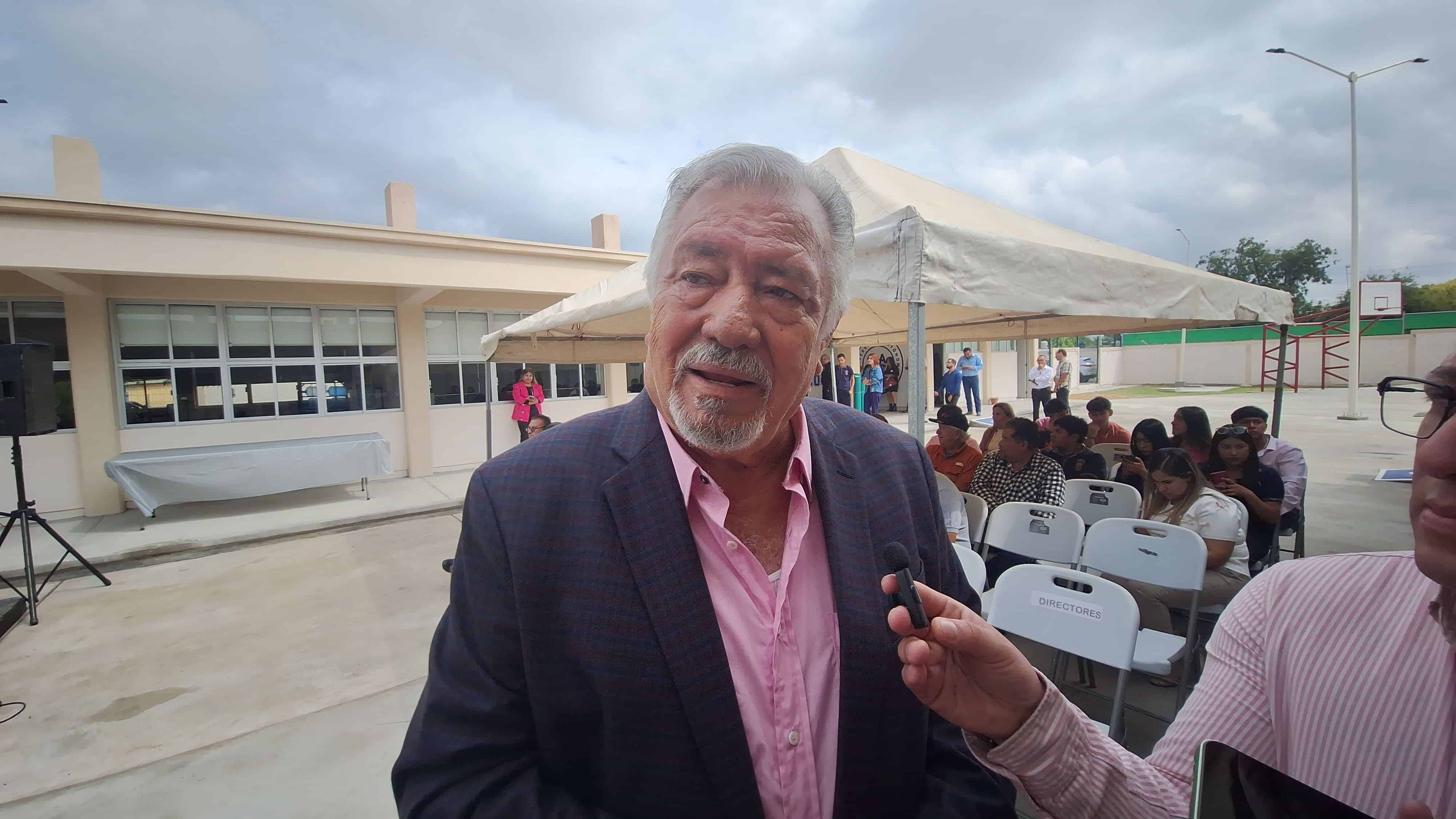 Luis Carlos Talamantes; rectora de la UA de C.