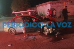 Choque entre patrulla y automóvil deja a una madre y sus hijos lesionados