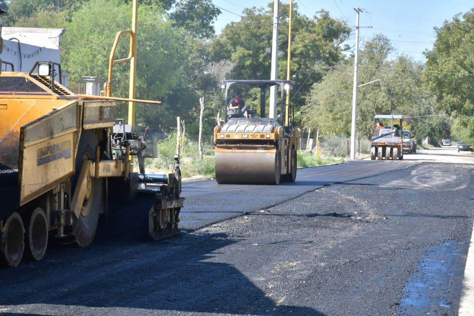 Concluyen trabajos de pavimentación en la calle Jiménez de Nava