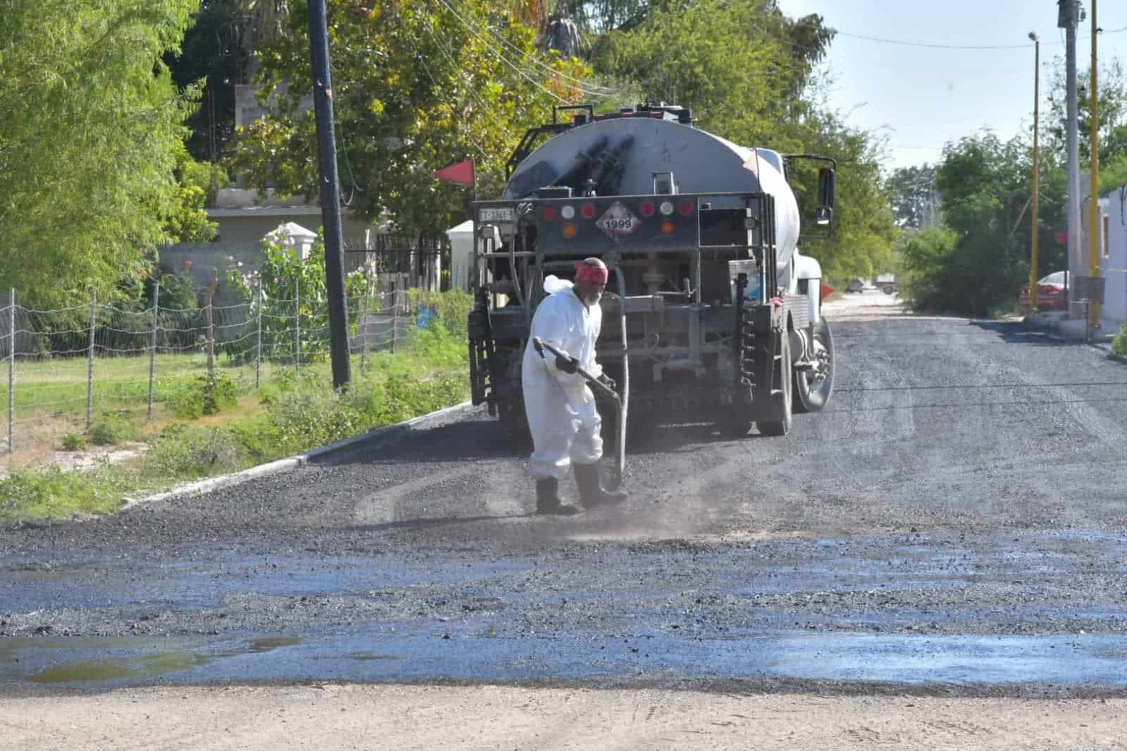 Concluyen trabajos de pavimentación en la calle Jiménez de Nava