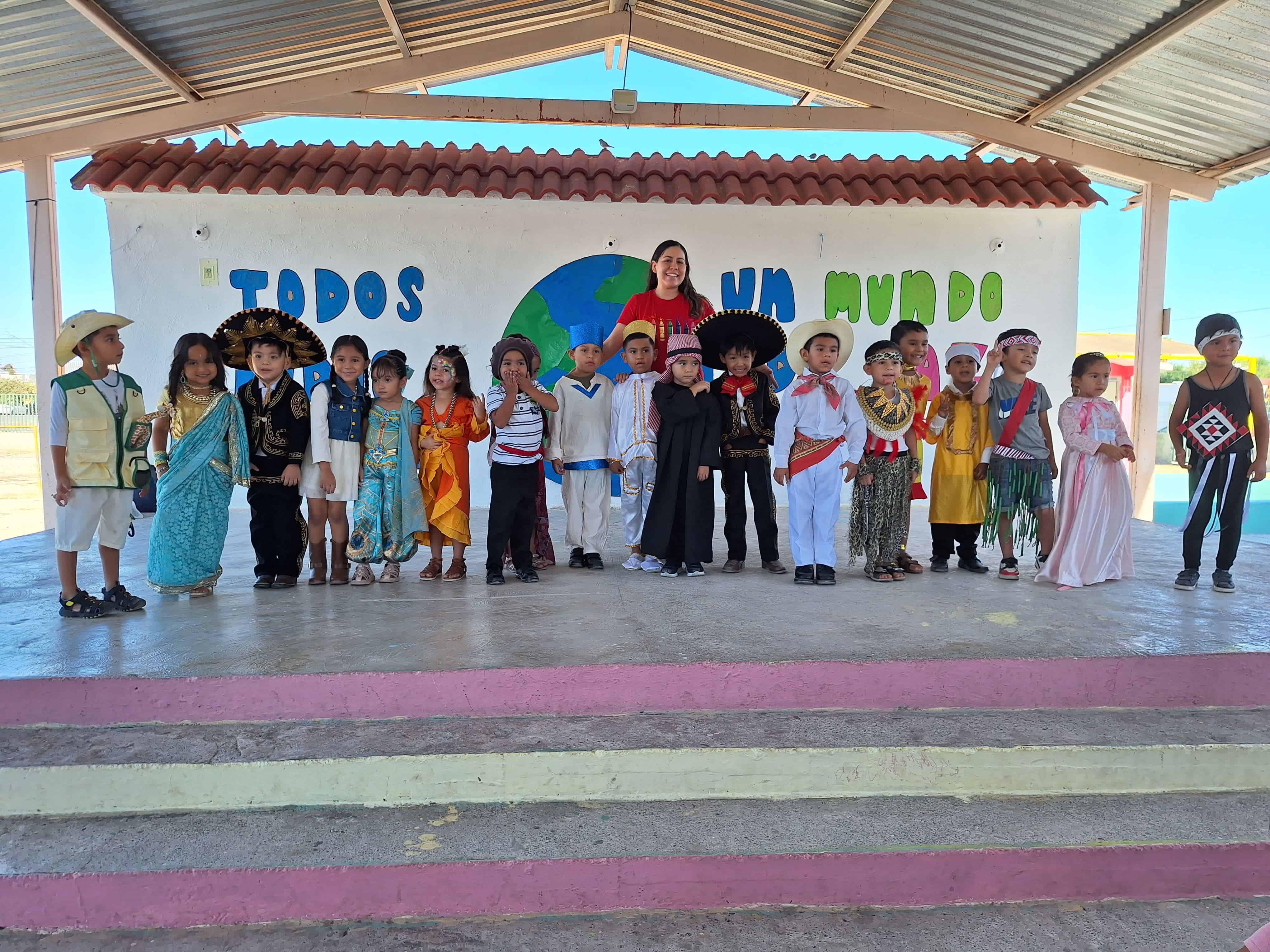 Día de las Naciones Unidas Jardín de Niños Club de Leones.