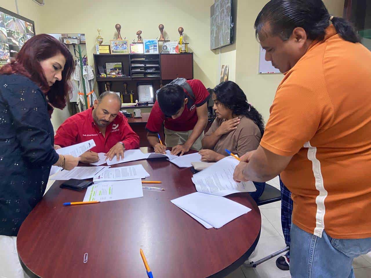 Avanza la Educación Dual en Ciudad Acuña: Convenio entre Conalep y Cartepillar