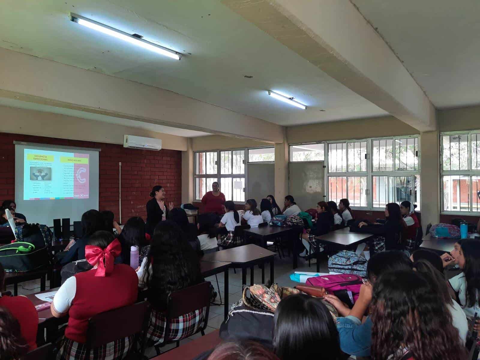 Refuerza Pronnif medidas en escuelas