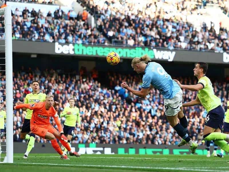 Haaland vuelve a brillar; Manchester City es líder provisional.