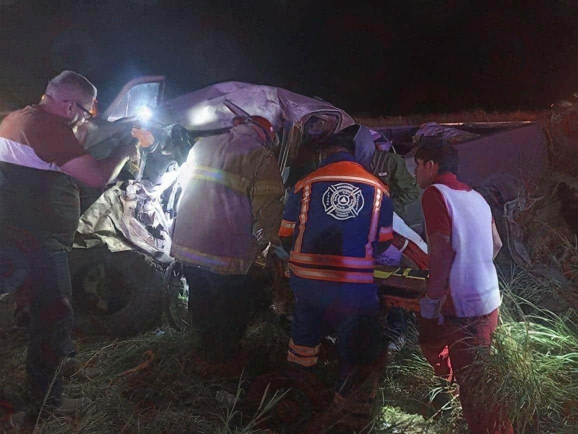 Aparente cansancio y  falla mecánica causó choque y muerte de joven sabinense