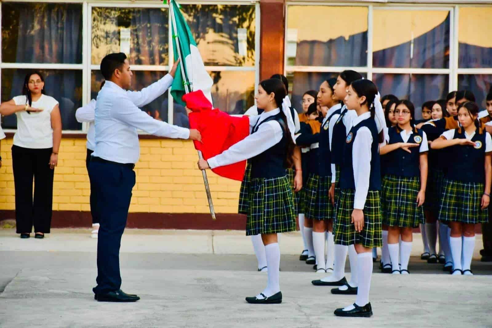 La Escuela Secundaria Técnica N° 90 celebra 45 años de compromiso educativo