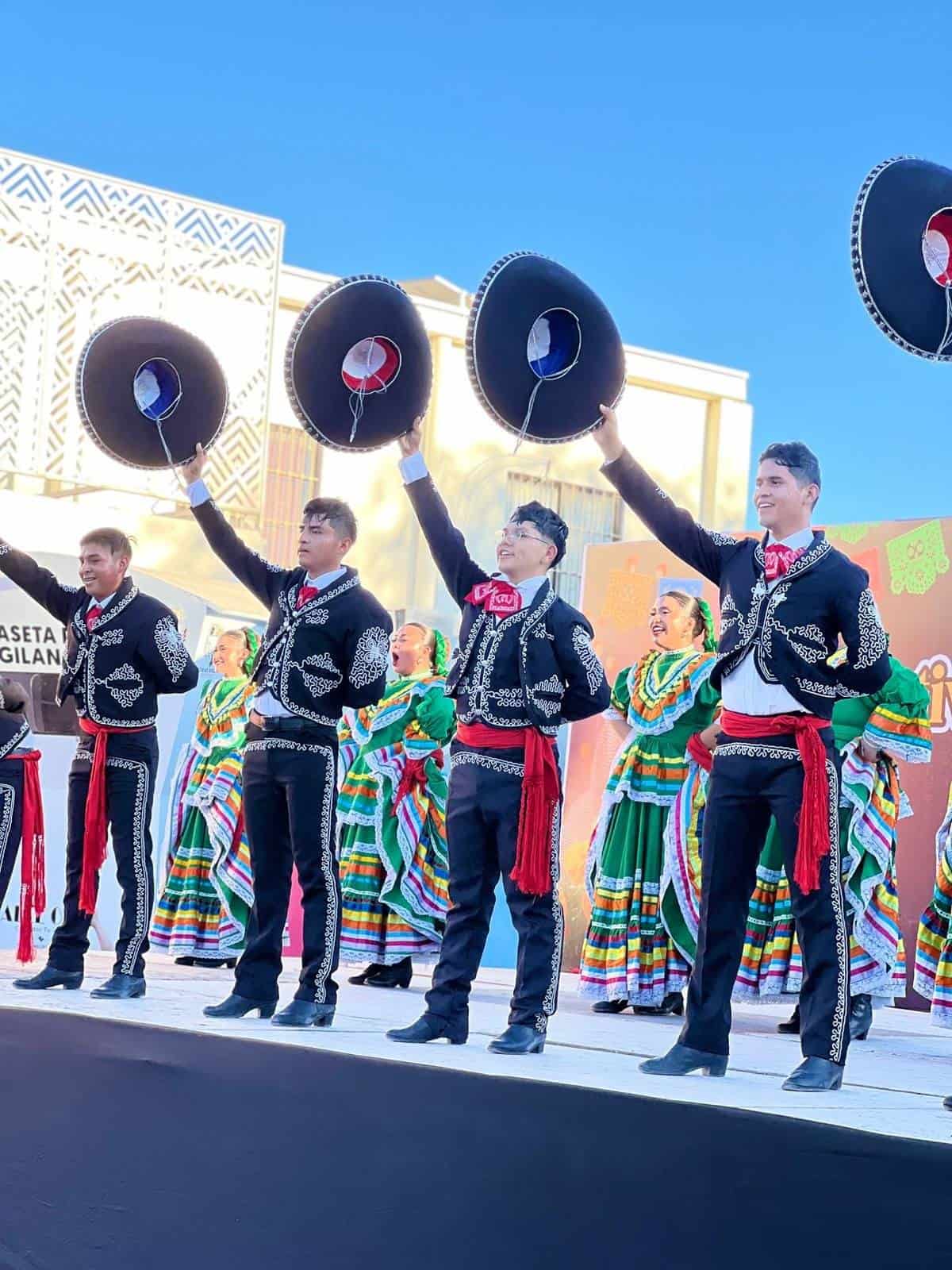 Celebración de Tradiciones: Festival del Día de Muertos 2024 en Nava