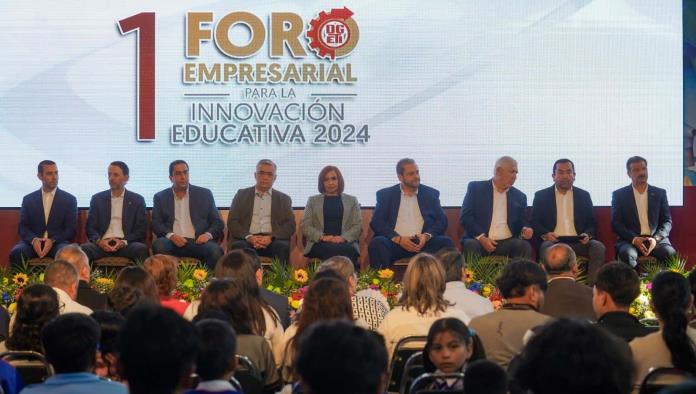 Destacan colaboración de empresas con la educación