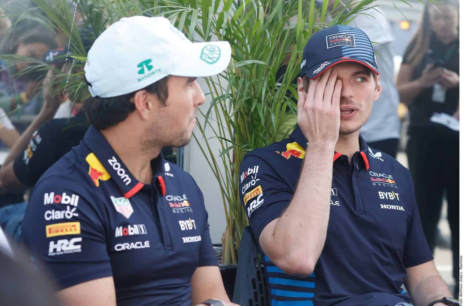 Exculpa Max Verstappen a Checo Pérez 