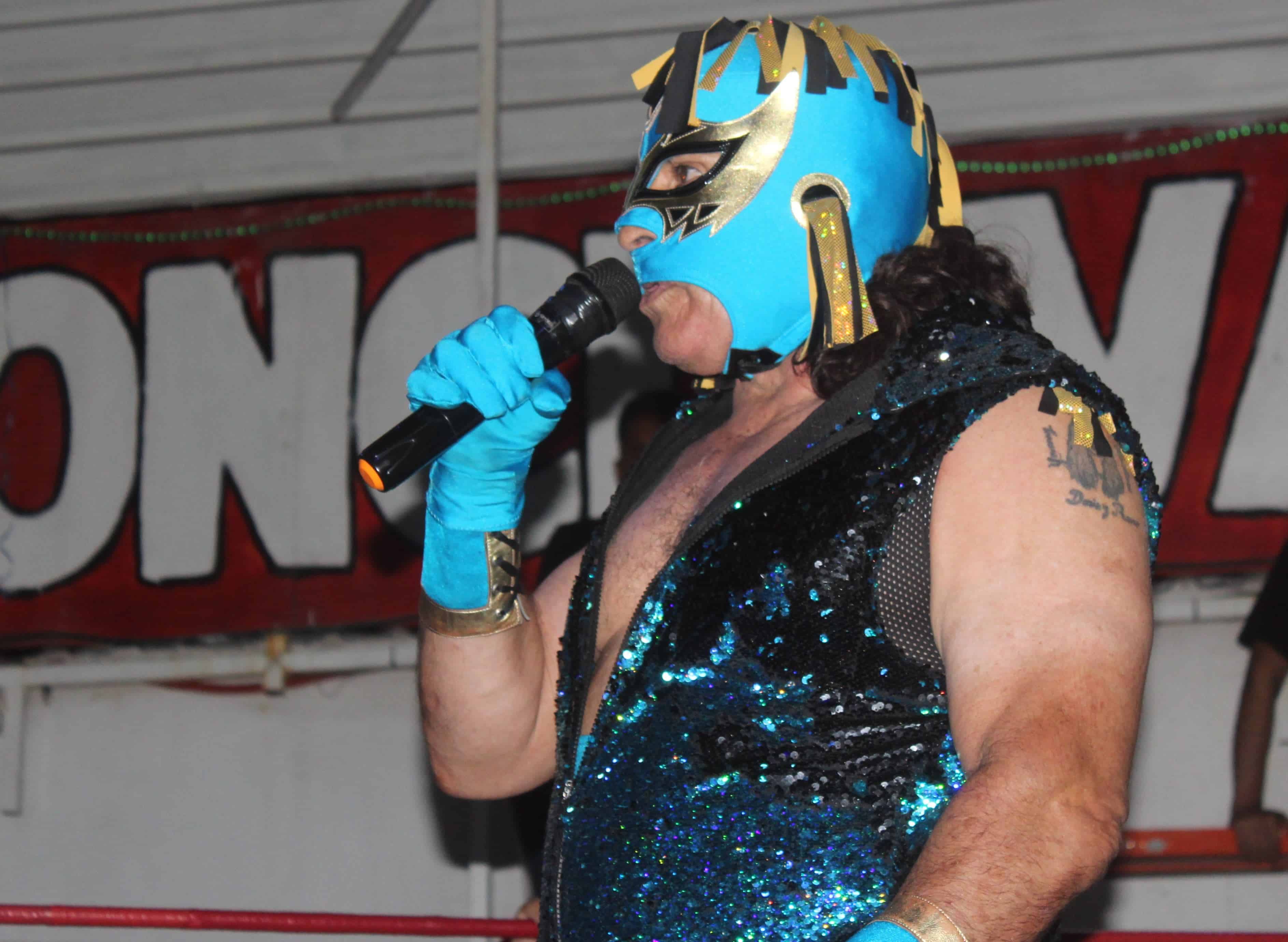 “Soy feliz siendo luchador, pero es tiempo del retiro”, dijo el legendario Remo Banda.
