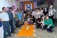 Dedican altar de muertos al Dr. Bruno Rosales Guerra