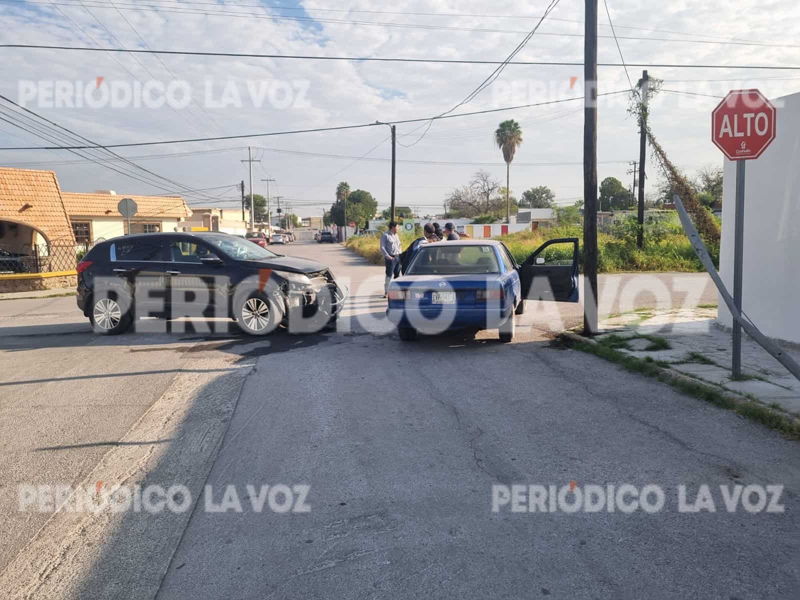 La conductora de la KIA causó el choque, al ignorar la señal de alto.