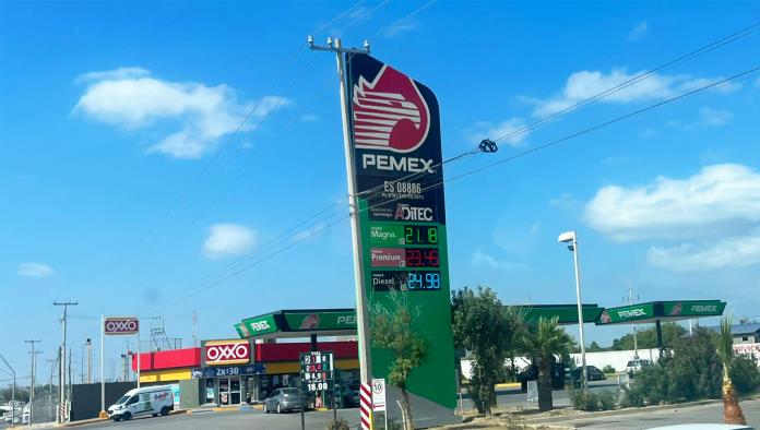 Aumento del Precio de Gasolina Afecta la Economía Familiar en Ciudad Acuña