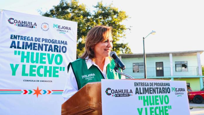 Alcaldesa Diana Haro participa en la entrega de leche y huevo a más de 12 mil familias