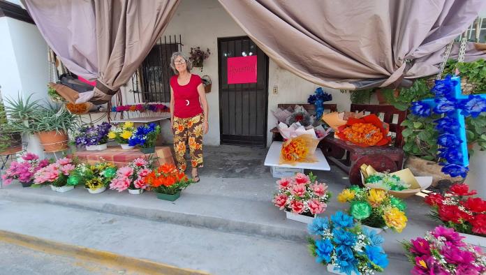 Una artista en un rincón de Frontera