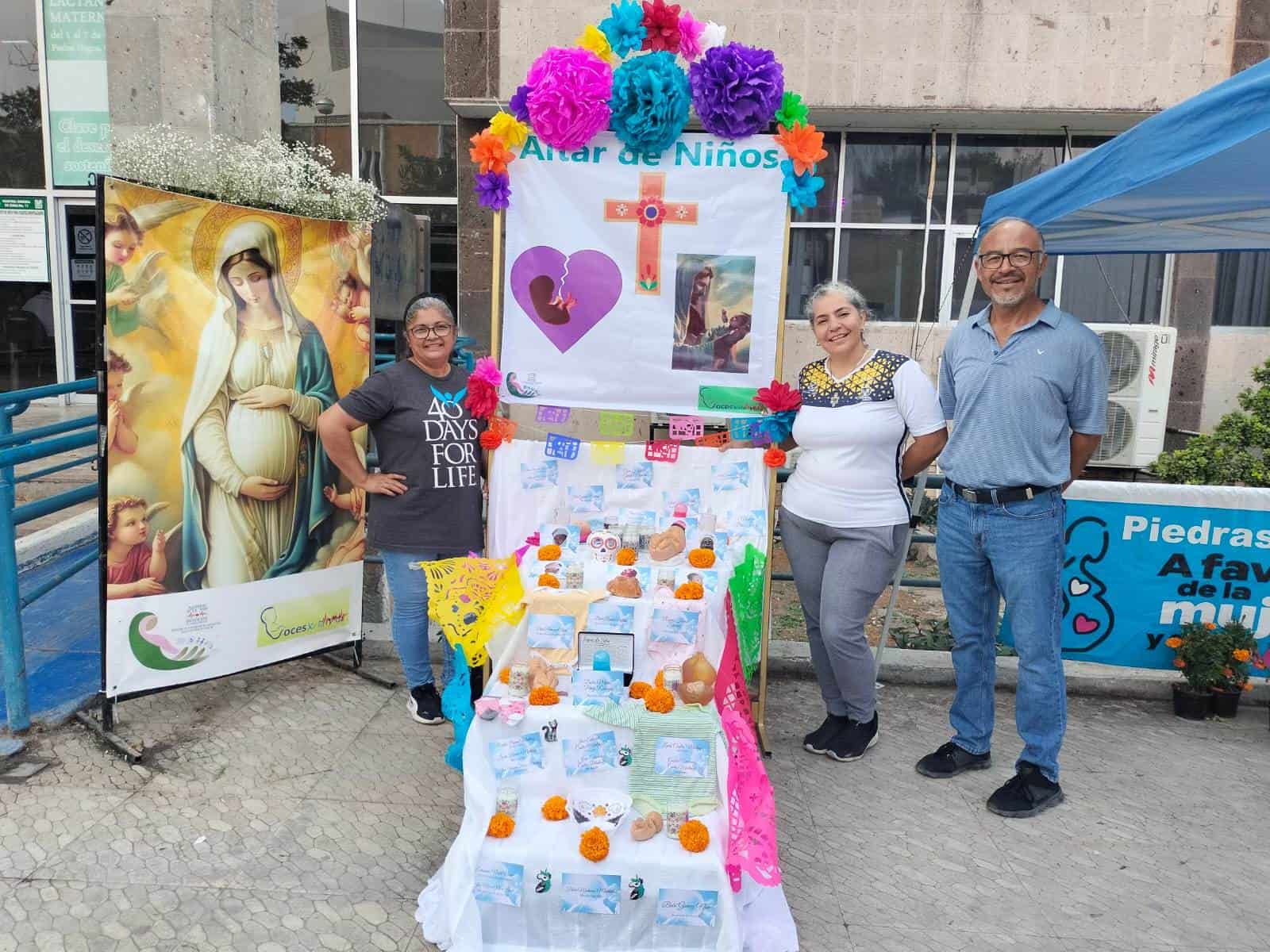 Un Homenaje a la Vida: Altar en Honor a los Niños No Nacidos