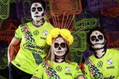 El Club Puebla rinde homenaje al Día de Muertos con su nuevo uniforme