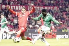 ¡Toluca regresa de un 0-2 y da zarpazo letal a León!