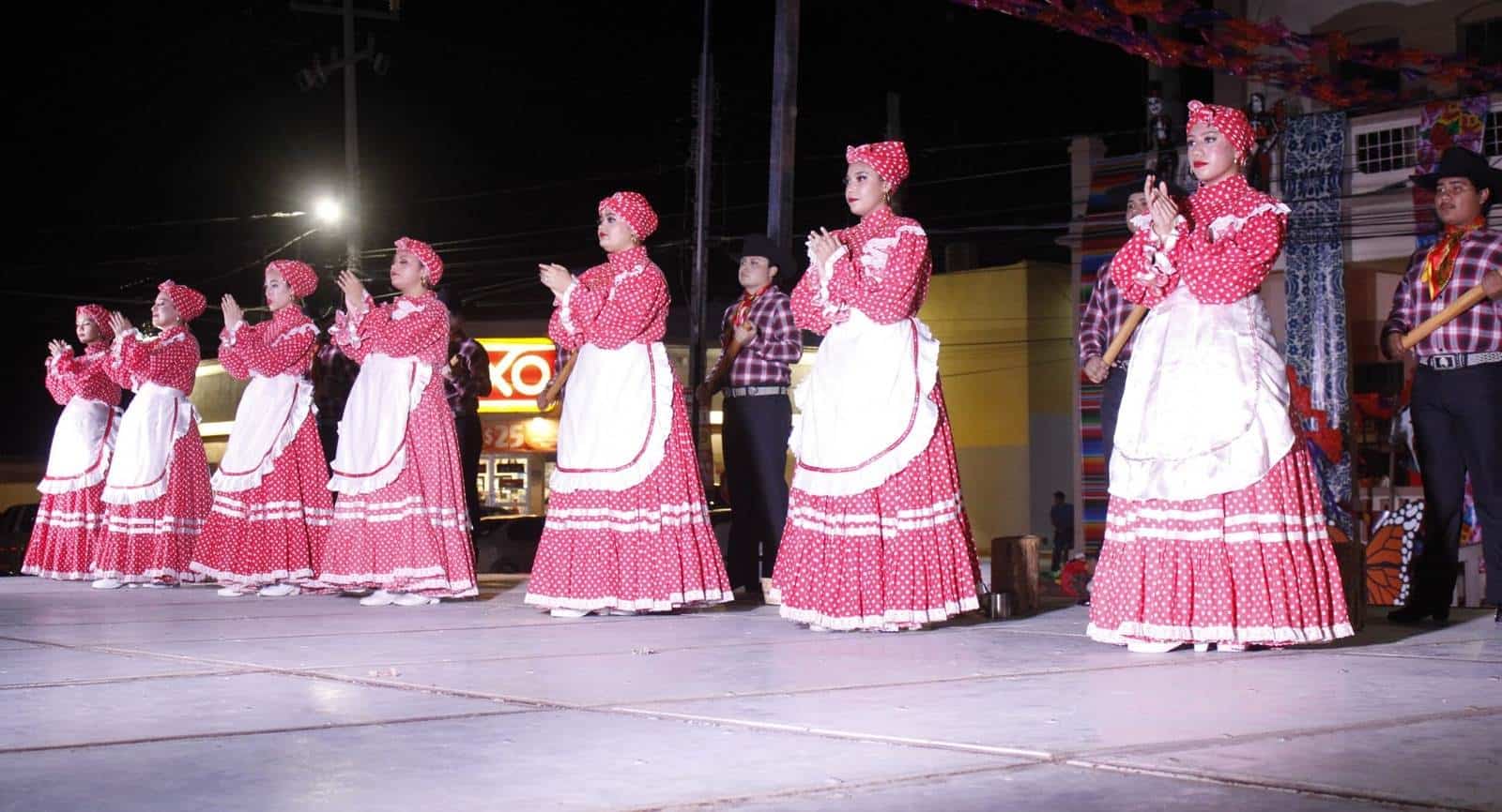 Allende Celebra el XII Aniversario de Bailando por México con Gala Cultural