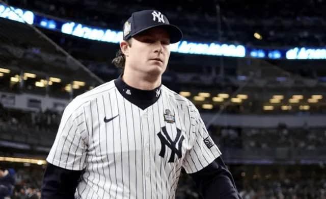 Gerrit Cole continuará como Yankee al menos cuatro temporadas