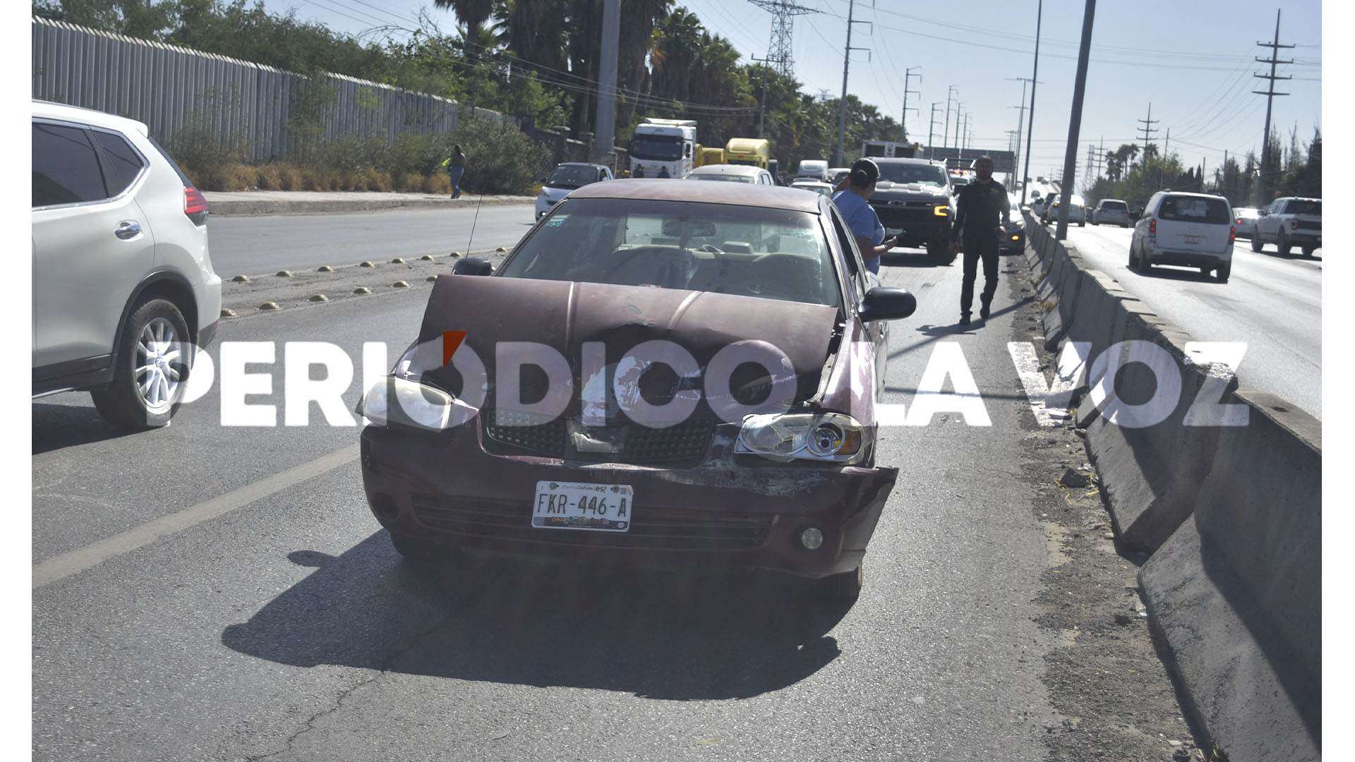 Quedan automóviles fruncidos en choque