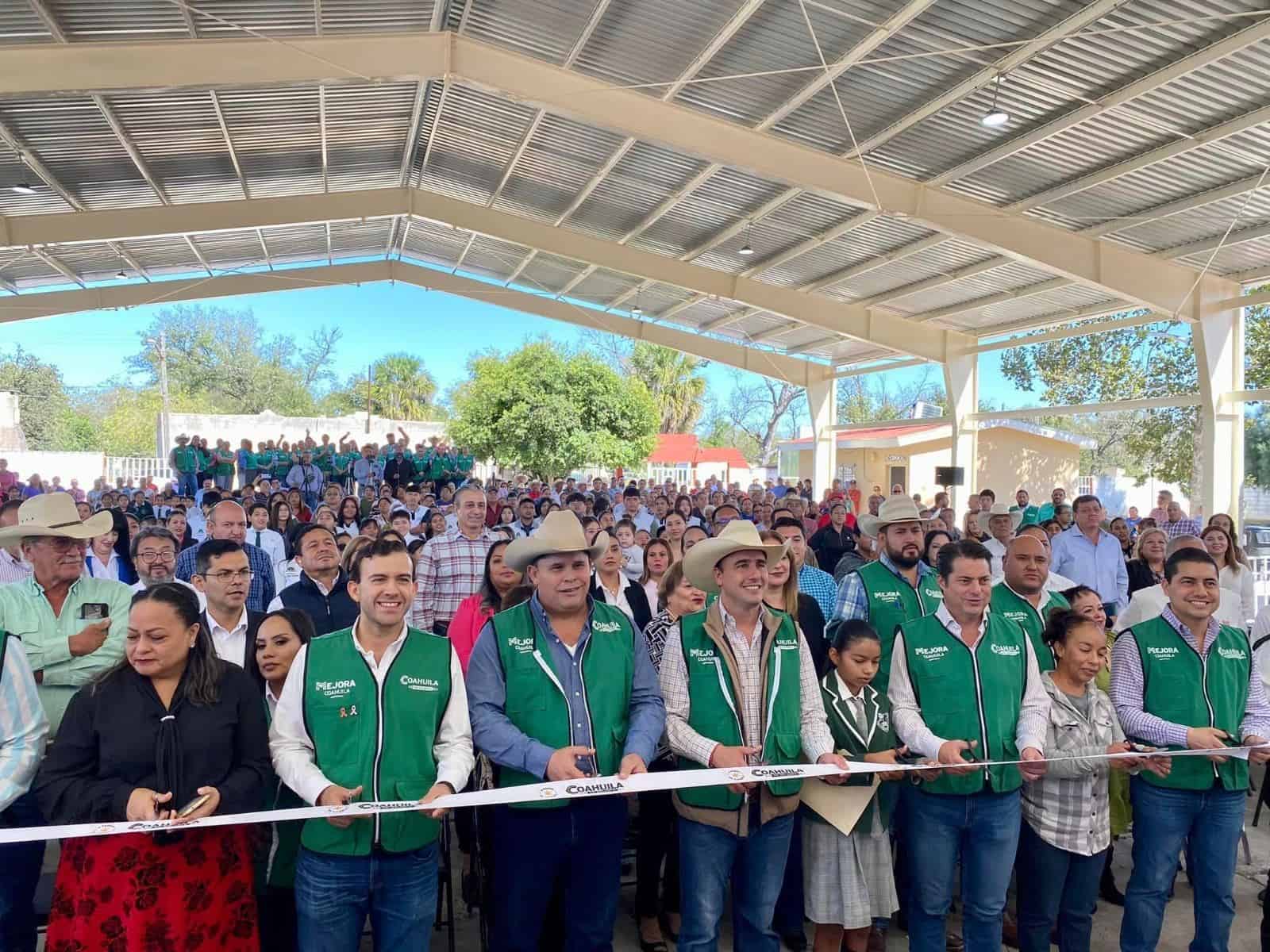 Entregan Techumbre en la Escuela Manuel Acuña de Villa Unión