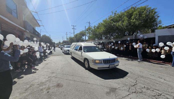 Adiós a Ana Abigail; Compañeros y maestros rinden homenaje a la pequeña guerrera