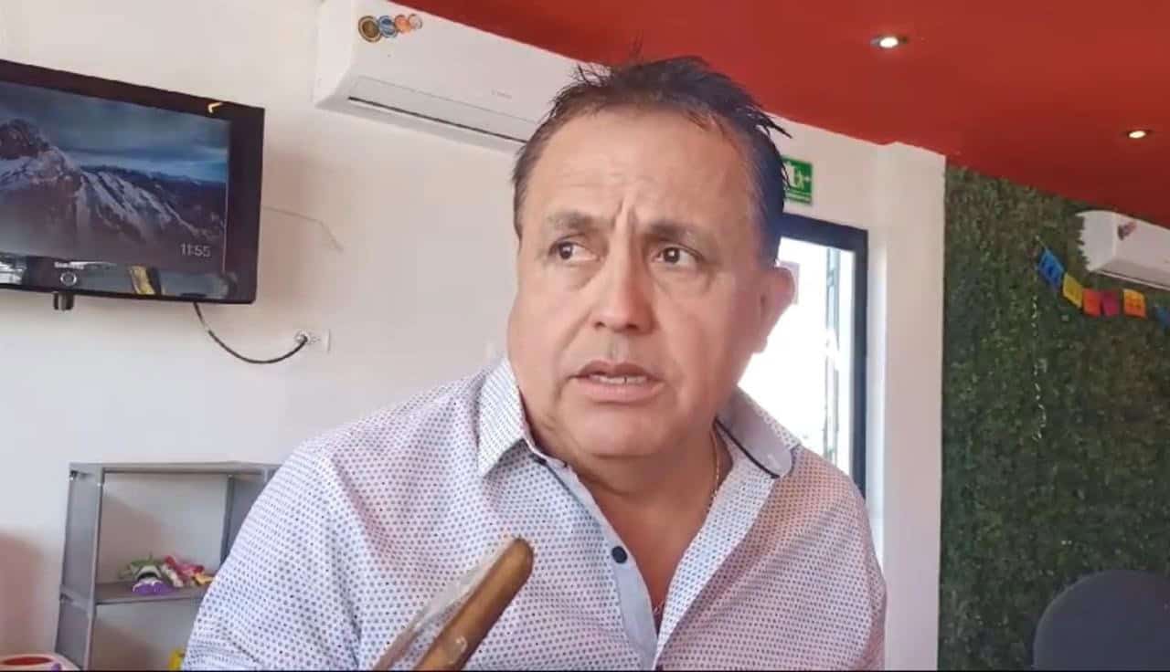 Ismael Leija Escalante; Secretario del Sindicato Nacional Democrático.