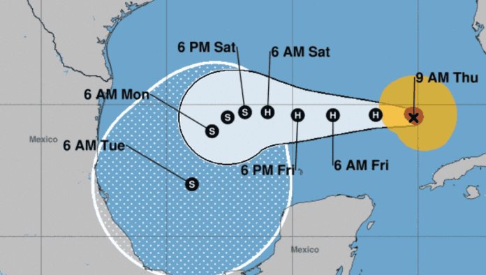 El huracán Rafael se acerca a México