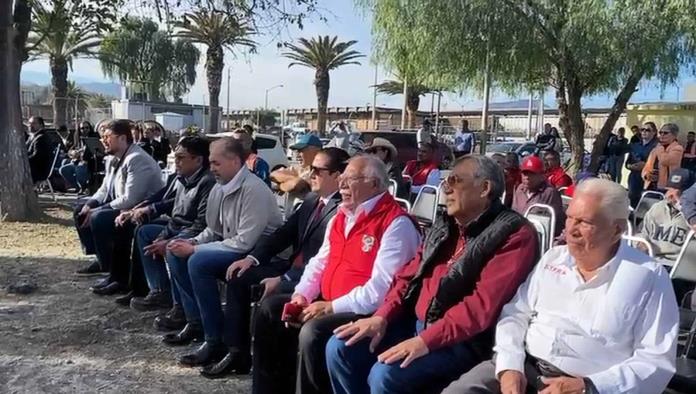 Celebran el día del ferrocarrilero