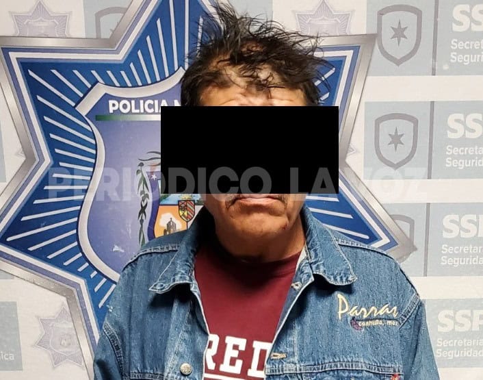 Echa borracho aceite hirviendo a su mujer por no darle pronto de cenar