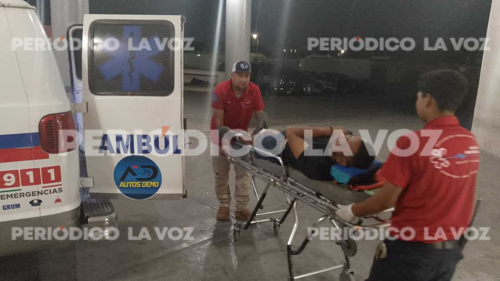 Socorristas del GRUM auxiliaron al lesionado.