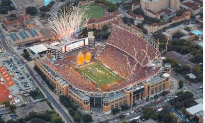 Cumple 100 años la casa de los Longhorns 