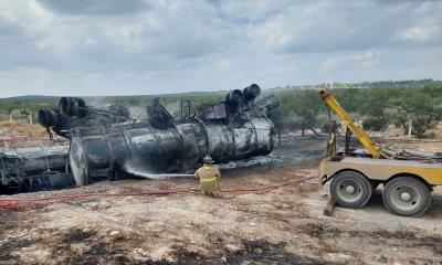 No ha sido identificado conductor de pipa que se incendió