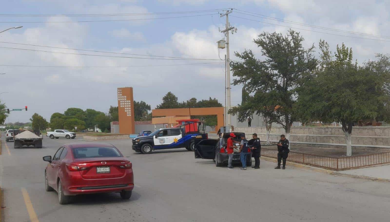 Intensifican Operativos y Decomisos de Vehículos con Placas de Cartón