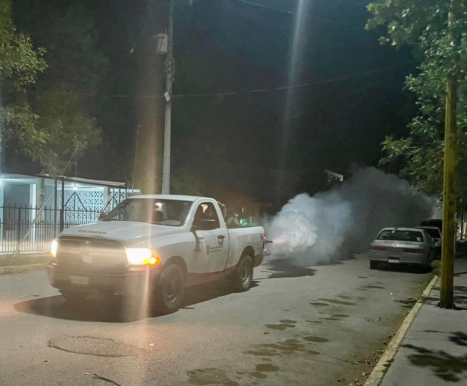 Continúa campaña de fumigación en Allende para combatir plagas