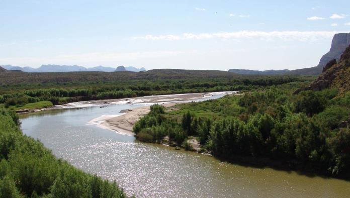 México y Estados Unidos firman tratado sobre agua del Río Bravo